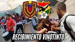 RECIBIMIENTO VINOTINTO 🇻🇪 EN BOLIVIA 🇧🇴 [upl. by Sigsmond]