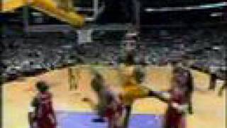 KOBE DUNKS ON TODD MACCULLOCH OWNAGE [upl. by Placida]