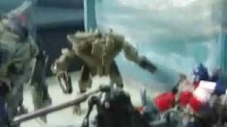 Transformers Stop Motion  Optimus VS Megatron  Masterpiece Animation [upl. by Hamlet]