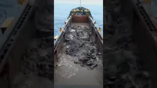 Why we are filling dust in ship lets see in video ✅⚓🚢pradhan3107 shorts trending ship india [upl. by Harms980]