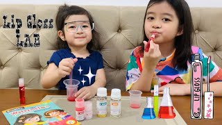 We made our own lip gloss  Easy Lip Gloss Recipe  STEM Learning  Baby Playful diylipgloss [upl. by Reinhart222]