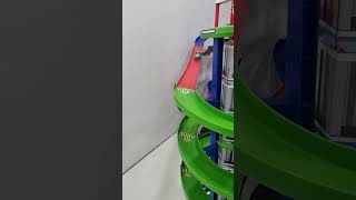 Disney pixar cars mini on the track  Balapan seru mcqueen automobile hotwheels [upl. by Zalucki]