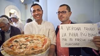 Protestano i pizzaioli napoletani contro Gambero Rosso [upl. by Einhorn]