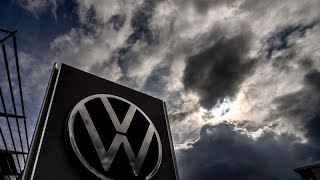 Betriebsrat VW schliesst mindestens drei Werke in Deutschland [upl. by Nitsirk]