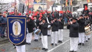 Fifres et tambours de NostroDamo Signes al corteo Carnevale Ivrea 2015 [upl. by Akihdar]