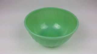 Anchor Hocking Fire King  Swirl Jadeite Pattern  9 inchMixing Bowl [upl. by Thorner]