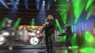 Helge Schneider feat Stefan Raab  Telefonmann Live at 1Live Krone 2010 [upl. by Yraccaz]