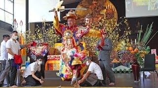 HD Dorje Shugden Oracle taking trance in Kechara Forest Retreat 21 June 2015 [upl. by Acissev]