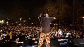 DMX  Where Da Hood At Live  Smoke Out [upl. by Bobbette763]