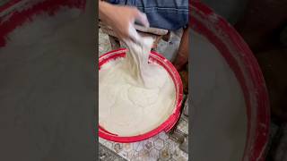 Keahlian membuat kulit lumpia di kota Semarang [upl. by Wolram]