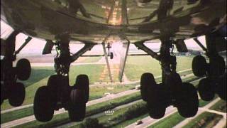 Landing at Amsterdam Schiphol Airport underneath a Boeing 747  HiRes [upl. by Kingsley493]