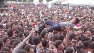 Rockaway 2011 Best of Crowd Surfing [upl. by Bobbi]