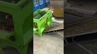 Feed crusher mixer  conveyor  feed spreader breeding threepiece set [upl. by Toddie]