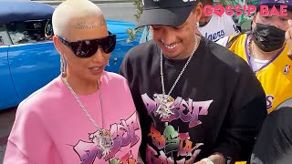 Amber Rose arrives at a popup shop for Dipset and Posta Boys [upl. by Clerc]