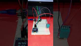 ESP32 temperature monitor systemesp32arduinoroboticsyoutubeshorts [upl. by Adnolohs867]