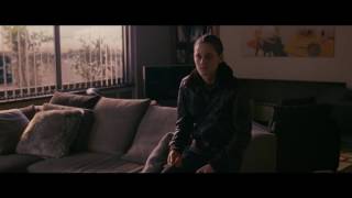 Personal Shopper movie review by Justin Chang [upl. by Twitt]