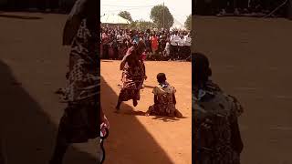 Danse Traditionnelle Danses traditionnelles Burundaise à Rutanaburundi danse culture afrique [upl. by Clawson]