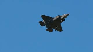 F35 over Richmond  RAAF base Richmond air show [upl. by Milewski45]