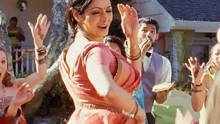 Navrai Majhi  Full Video Song  English Vinglish  Sridevi Best Song [upl. by Lliw644]