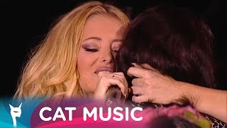 Delia  Multumesc iubita mama  live  Concert quotPe aripi de vantquot 2015 [upl. by Ilaire]