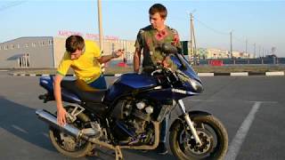 Yamaha FZS600 Fazer ДОРОЖНИК или СПОРТ Отзыв реального владельца [upl. by Drolet279]