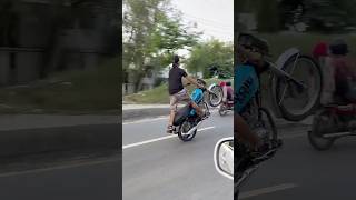 Wheelies in Traffic Lahore Pakistan [upl. by Bekki]