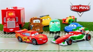 ¡Rayo McQueen en Carrera de BARRO Las Mejores Carreras de Juguetes Cars [upl. by Ynneb373]