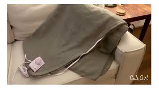 Soft and Cozy Biddeford Electric Heated Blanket [upl. by Konstanze]