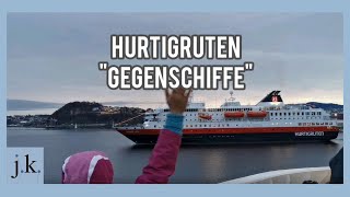 Hurtigrute  Eine Reise Gegenschiffe mit Schiffshörnern [upl. by Eiramllij]