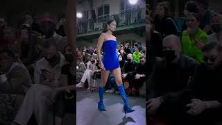 Bella Hadid for OffWhite FW2122 fashion runway model bellahadid catwalk ootd offwhite [upl. by Apollus451]