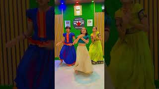 Chimani Mazi udun geli marathi song Dance 🪩💃🏻🕺🏻 dance marathisong trending song viralvideo [upl. by Anaud]