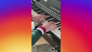 AMIXEM REÇOIT UN NOUVEAU PIANO et il en joue [upl. by Fira464]