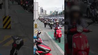 DOTr continue to crack down on bike lane violators  through the SAICT [upl. by Dever304]