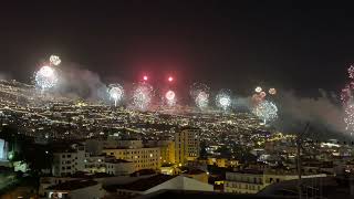 Fogo de Artifício de Ano Novo 2022 Funchal Madeira  New Years Fireworks in Madeira 2022 [upl. by Ellegna]