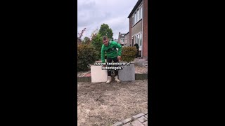 De verschillen tussen keramische en betontegels 👀 tuinmaterialen tiktoktuin tuintips tuintegels [upl. by Mandal145]