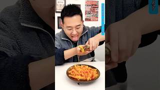 Cho Sa Tế Vào Chân Gà Để Trả Thù Tham Ăn Và Cái Kết mukbang food anuong anvat shorts [upl. by Nnairek]