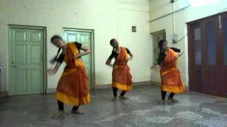 Bharatanatyam Alaripu by UTSA Academy Kalakshetra style [upl. by Gabby]