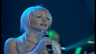 Danijela Martinović  Božić s Danijelom  2005  Pomiri se sa tim [upl. by Sybyl299]