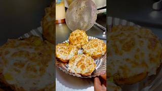 Paneer Corn Garlic Bread 😍😋garlic food streetfood fastfood shorts delhi shortsfeed [upl. by Onidranreb]