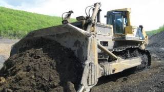 Komatsu D475A2 Working with Cat 785B amp Euc R85 [upl. by Jamieson]