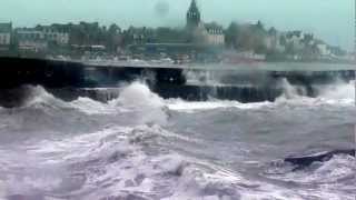 Tempête à Roscoff 11 mars 2013 [upl. by Magda]