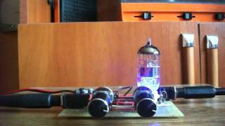 ECC83 tube guitar preamp test [upl. by Secundas]