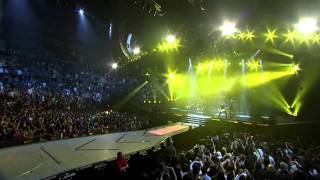 Black Eyed Peas  Staples Center HD  Fergie and Slash Solo [upl. by Neenahs]