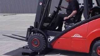 Linde Hydrostatic 39X  The Ultimate Forklift [upl. by Nollaf]