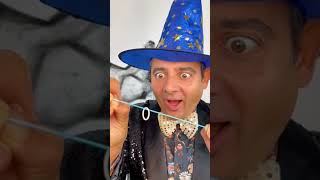 Please EXPLAIN 👀 arnaldomangini comedy magic halloween [upl. by Autry]