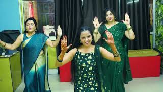 Mehndi Hai Rachne Wali Dance  Mehndi Hai Rachne Wali Hathon Mein Gehri Lali Hindi Song Dance Cover [upl. by Reames]