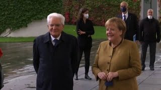 Secondo giorno a Berlino per Mattarella lincontro con Merkel [upl. by Kironde]