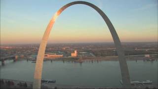 Gateway Arch Tour  A 1 minute visit [upl. by Raila]