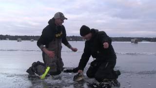 Little Bay De Noc 30 Walleye December 2012 [upl. by Eckart]