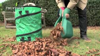 Outils pour ramasser les feuilles mortes au jardin  Truffaut [upl. by Danika990]